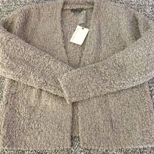 BNWT Barefoot Dreams Boucle Cardigan in Size Medium!!!